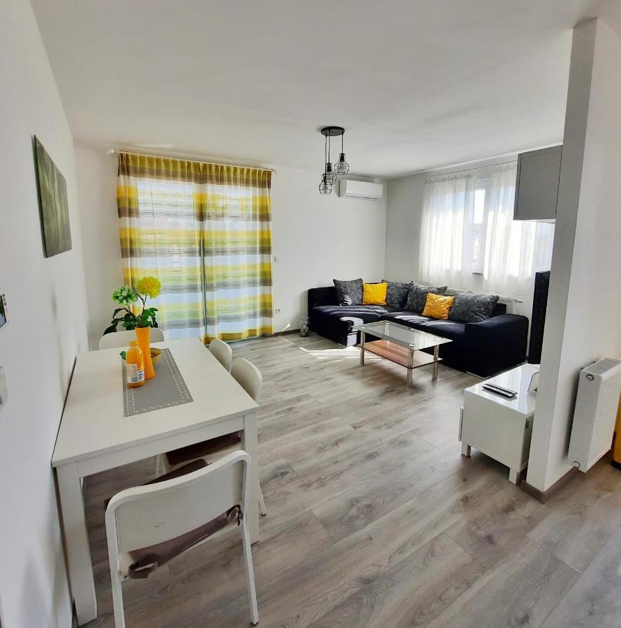 Apartment Mrvica Near The Zagreb Airport Velika Gorica Dış mekan fotoğraf