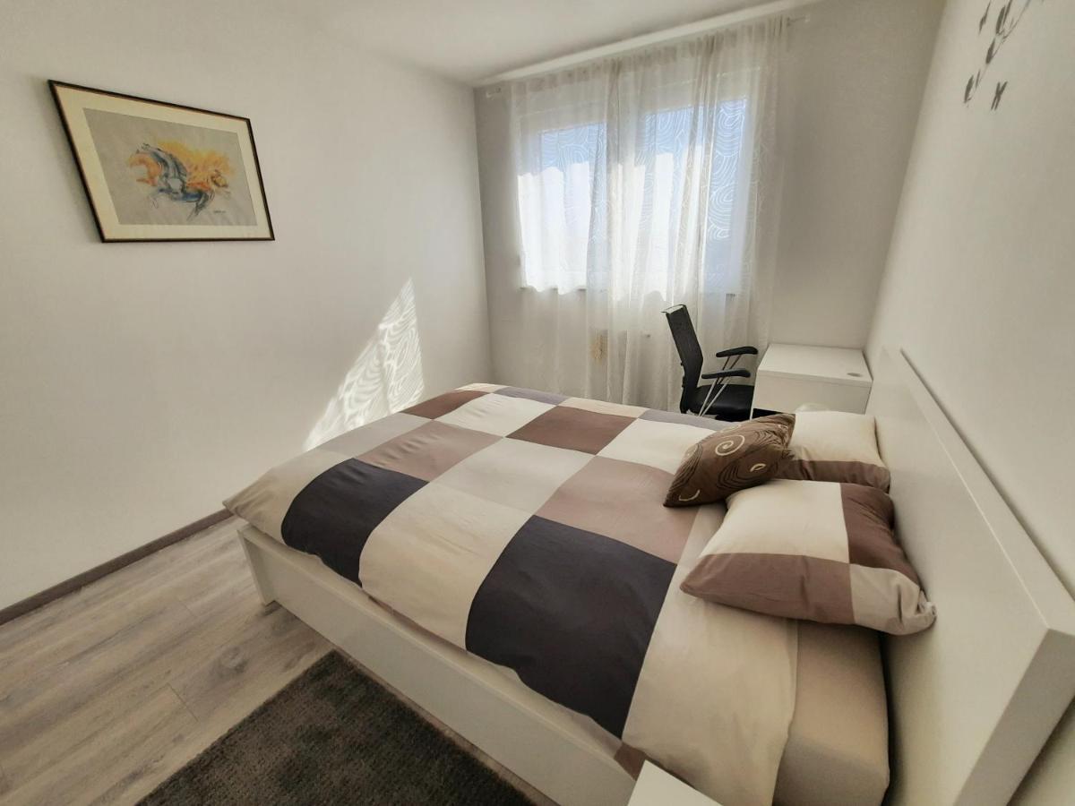 Apartment Mrvica Near The Zagreb Airport Velika Gorica Dış mekan fotoğraf